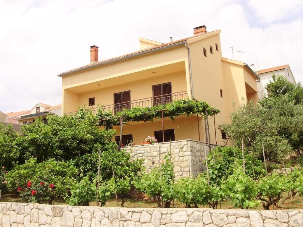 In Stari Grad Hvar With Balcony, Air Conditioning, Wifi, Dishwasher 5028-2 Apartment *